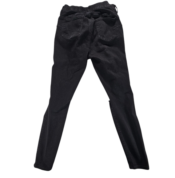 Like New Torrid Women's Black Distressed Jeans size 10R - Picture 2 of 6
